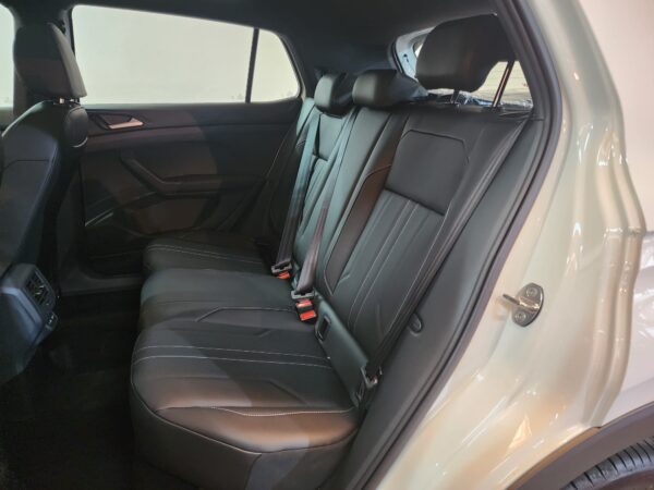 Volkswagen T-Cross Highline AT - Image 8