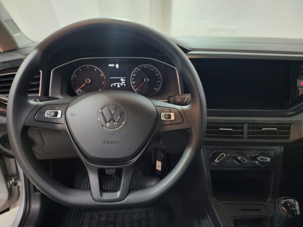 Volkswagen Polo Track 1.0 - Image 3