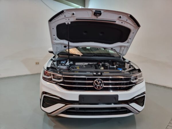 Volkswagen Tiguan Elegance C/Techo - Image 5