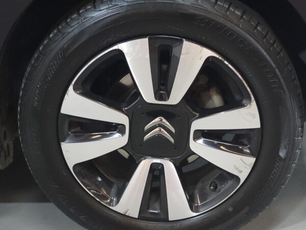 Citroën C3 1.2 Shine Europa - Image 5