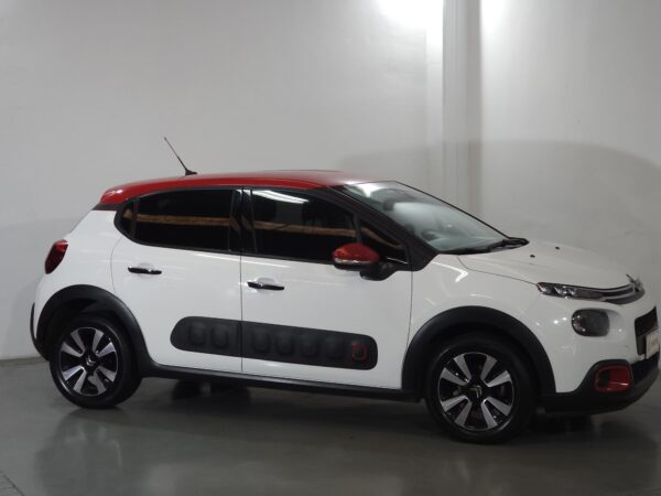 Citroën C3 1.2 Shine Europa - Image 13