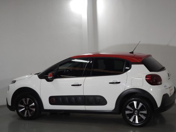 Citroën C3 1.2 Shine Europa - Image 15