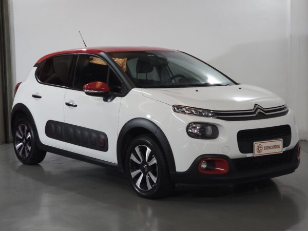 Citroën C3 1.2 Shine Europa - Image 17