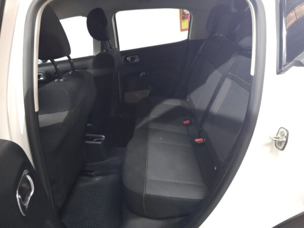 Citroën C3 1.2 Shine Europa - Image 26