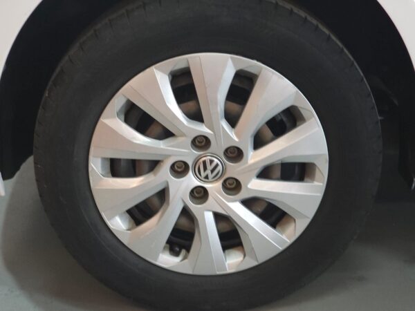 Volkswagen Polo Trendline - Image 13