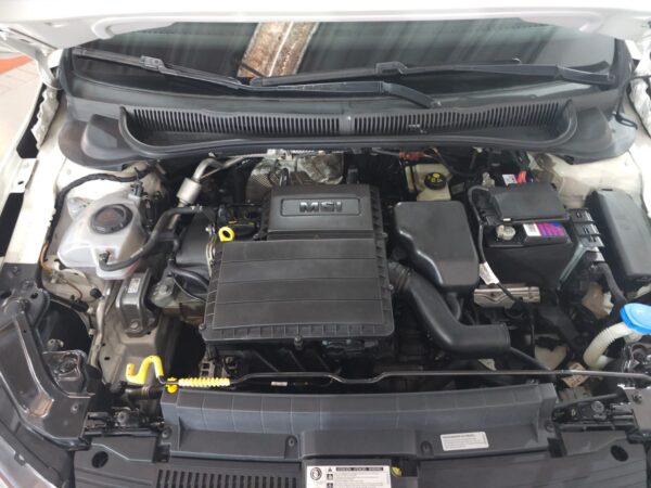 Volkswagen Polo Trendline - Image 14