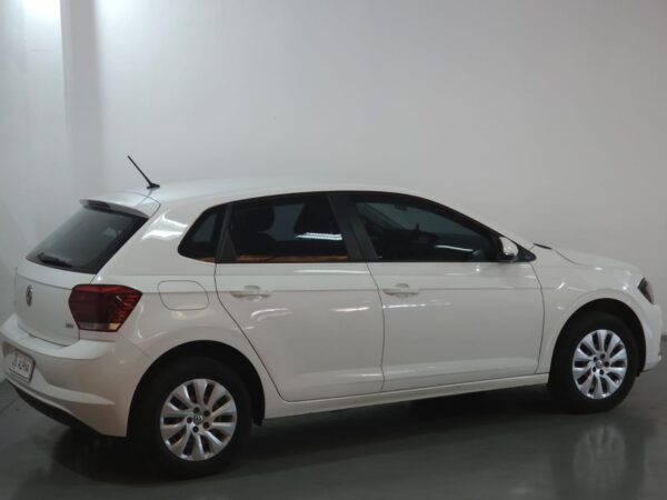 Volkswagen Polo Trendline - Image 24