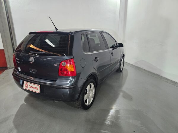 Volkswagen Polo 1.6 - Image 21