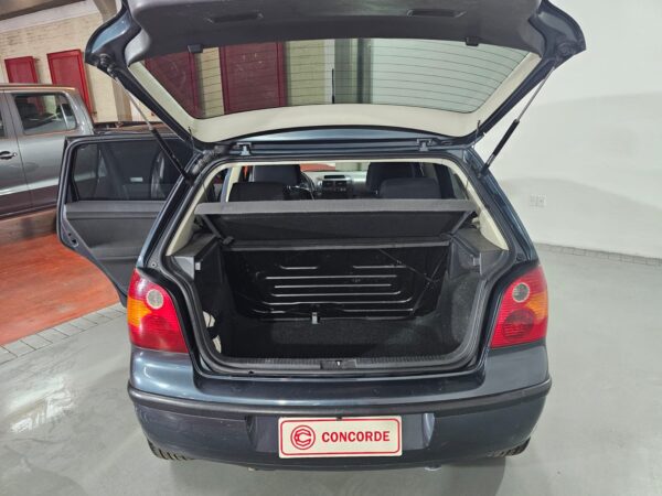 Volkswagen Polo 1.6 - Image 25