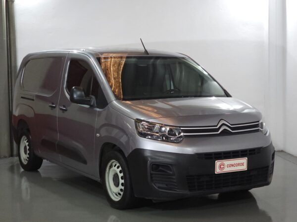 Citroën Berlingo K9 Van - Image 3