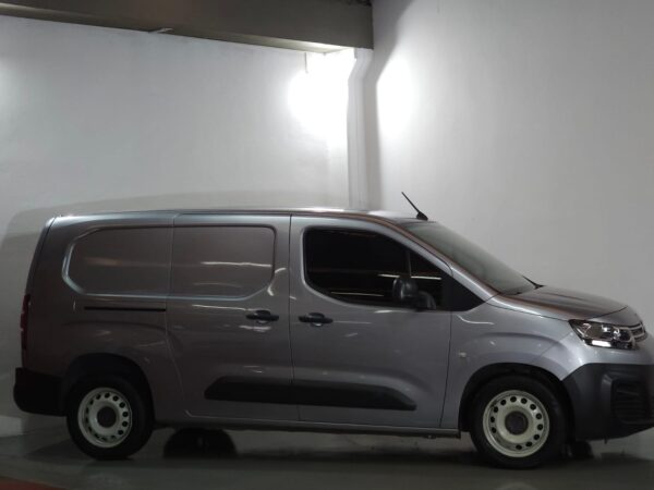 Citroën Berlingo K9 Van - Image 4