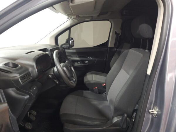 Citroën Berlingo K9 Van - Image 16