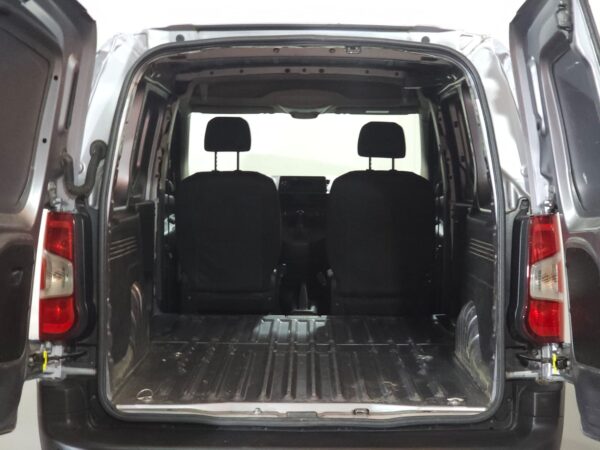 Citroën Berlingo K9 Van - Image 17