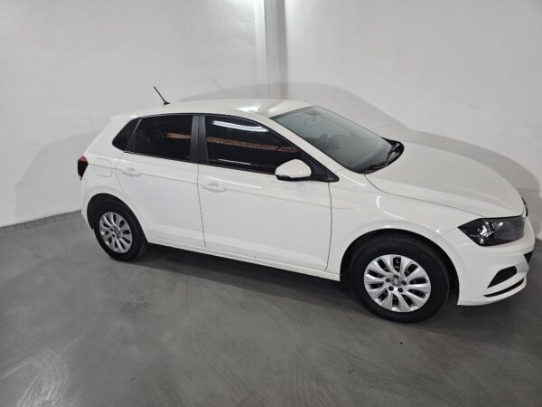 Volkswagen Polo Trendline - Image 2