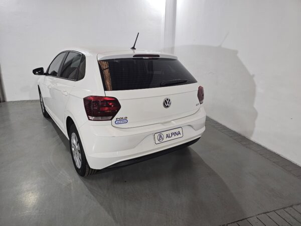 Volkswagen Polo Trendline - Image 10
