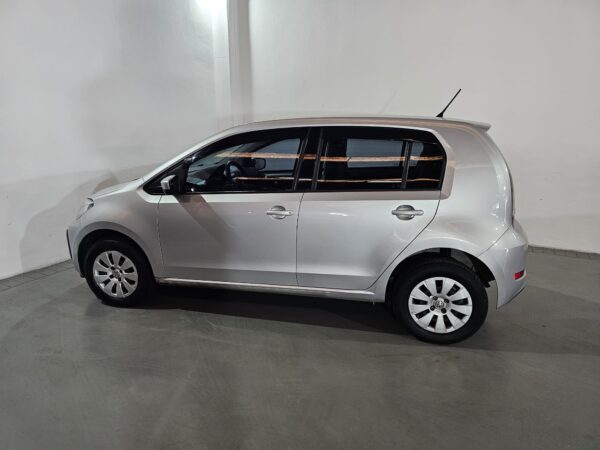 Volkswagen Up! Move - Image 24