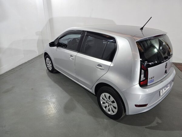 Volkswagen Up! Move - Image 35