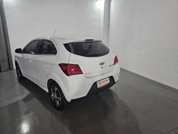 Chevrolet Onix 1.4 Ltz - Image 11