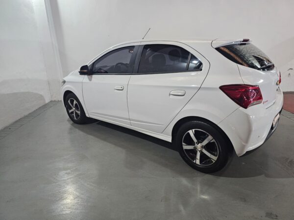 Chevrolet Onix 1.4 Ltz - Image 28