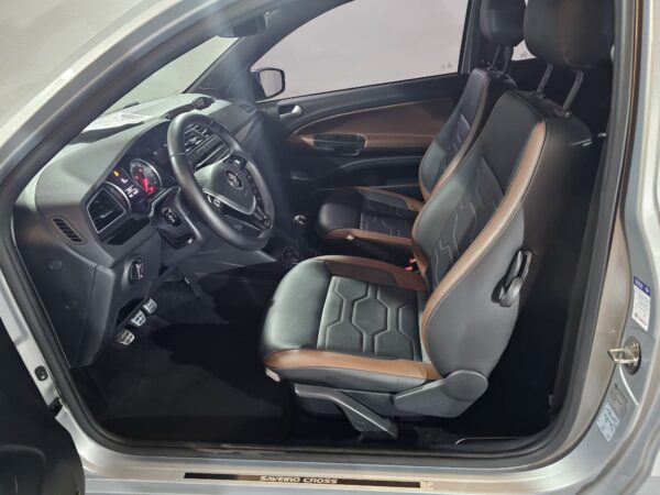 Volkswagen Saveiro 1.6 Cross - Image 17