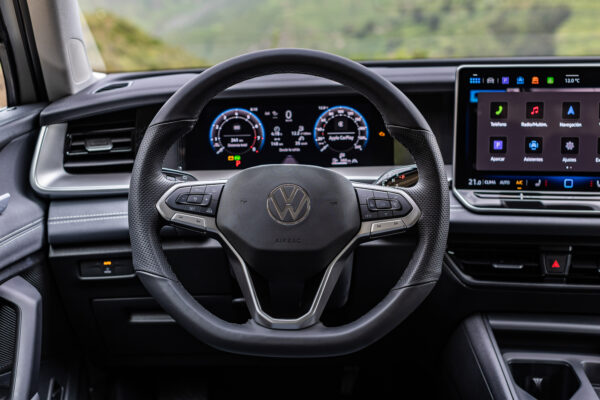 Volkswagen Tiguan LIfe /Techo - Image 4
