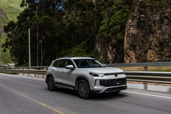 Volkswagen Tiguan LIfe /Techo - Image 2