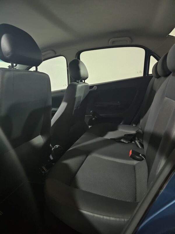 Volkswagen Gol Sedan 1.6 Power - Image 16