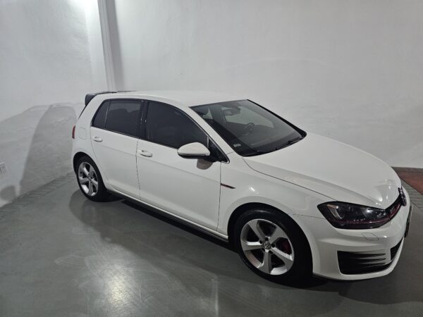 Volkswagen Golf Gti Dsg