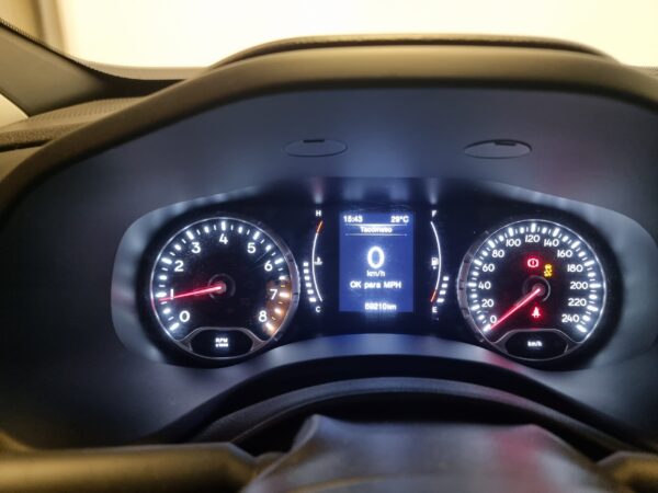 Jeep Renegade - Image 2