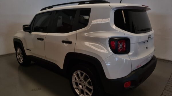 Jeep Renegade - Image 6