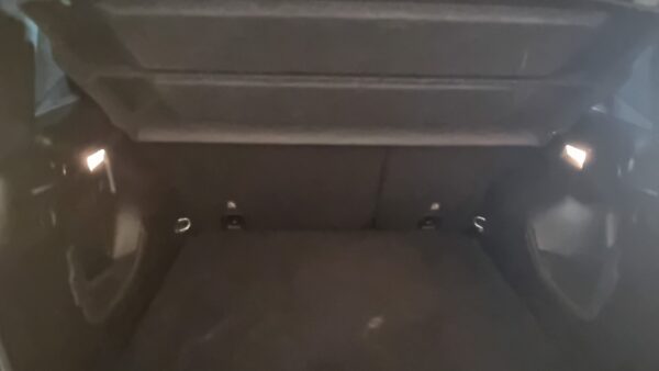 Jeep Renegade - Image 21