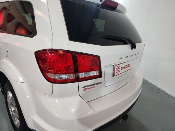 Dodge Journey - Image 10