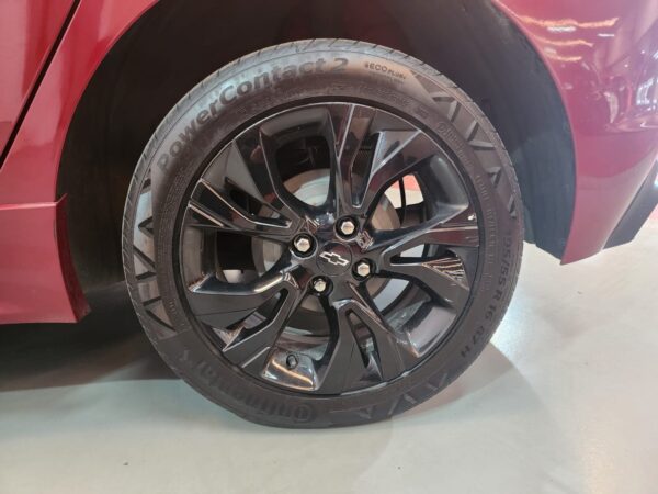 Chevrolet Onix - Image 9