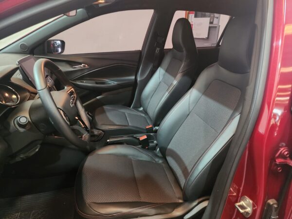 Chevrolet Onix - Image 4