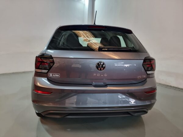 Volkswagen Polo - Image 9