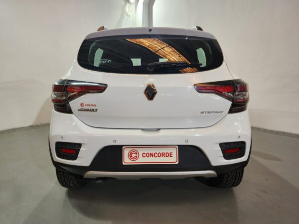 Renault - Image 5