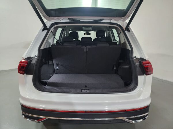 Volkswagen Tiguan - Image 5