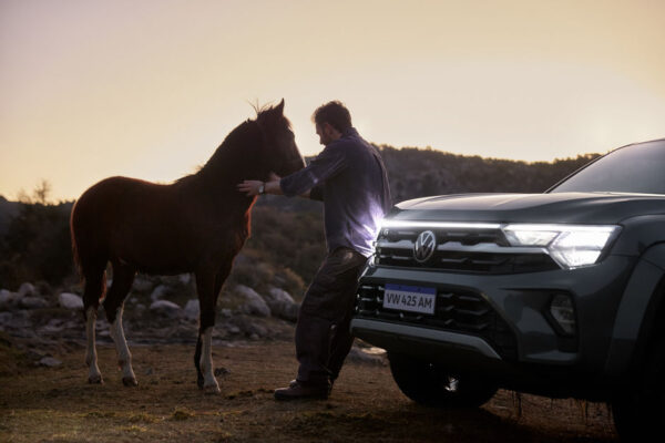 Volkswagen Amarok - Image 13