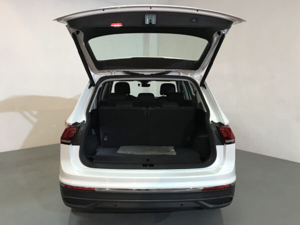 Volkswagen Tiguan - Image 5