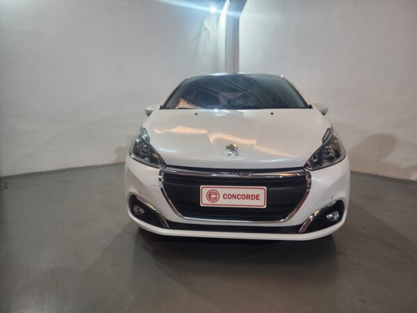 Peugeot 208 - Image 17