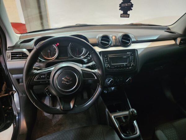 Suzuki Swift - Image 2