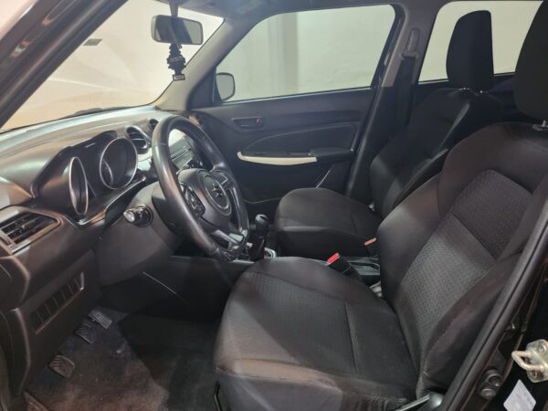 Suzuki Swift - Image 7