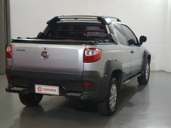 Fiat Strada - Image 6