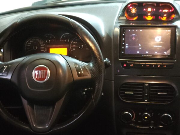 Fiat Strada - Image 8