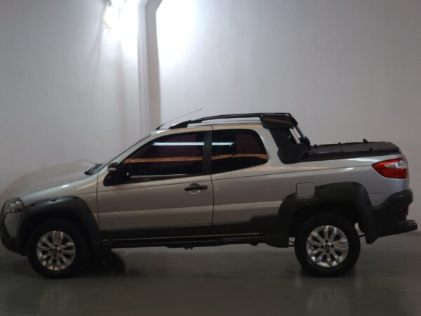 Fiat Strada - Image 9