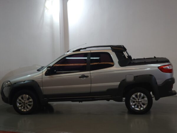 Fiat Strada - Image 10