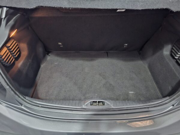Peugeot 208 Allure - Image 2