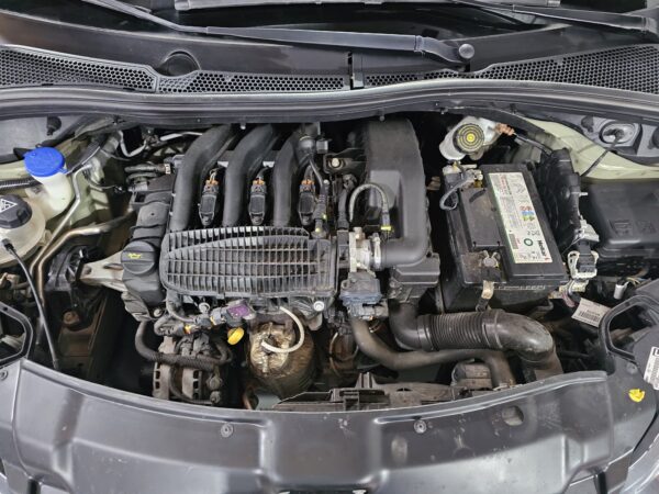 Peugeot 208 Allure - Image 3