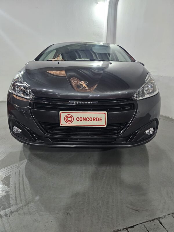 Peugeot 208 Allure - Image 17
