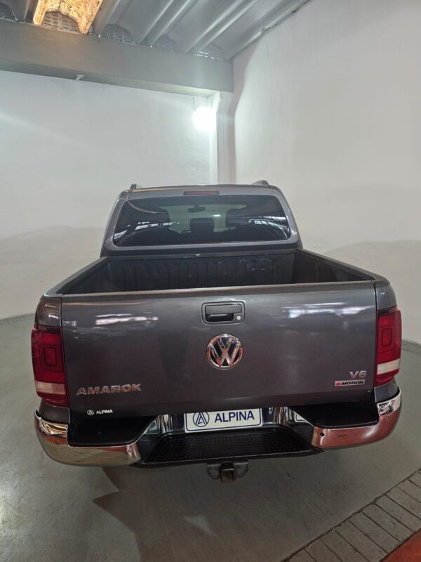 Volkswagen Amarok - Image 10